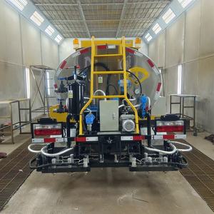 Chine vente chaude Dongfeng FRK 4 CBM Intelligent Asphalt Distributeur <span class=keywords><strong>Camion</strong></span> NOUVEAU pulvérisateur de bitume Asphalt Distribution Truck - Product Image 2