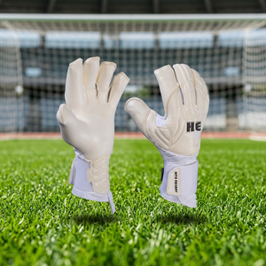 Guantes de Portero de Fútbol Blancos de Alta Calidad con Diseño Personalizado, Corte Negativo, Látex de Goma, Látex Alemán de 4 mm - Product Image 3