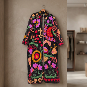 Abrigo Largo de Terciopelo Negro para Mujer, Bordado a Mano con Diseño Suzani, Estilo Vintage, Ropa de Invierno Bohemia, Étnica y Floral, Varios Colores, Venta al Por Mayor - Product Image 6