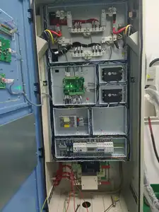 Vloer Gemonteerde Ev Oplader 60kw 120kw 160kw 180kw 240kw Niveau 3 Openbare Commerciële Ev Ultra Dc Elektrische Snelle Oplaadstation