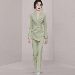 Droma 2024 printemps nouveauté bureau dames mode <span class=keywords><strong>anglais</strong></span> Style <span class=keywords><strong>vert</strong></span> Vintage col en V femmes élégant 2 pièces ensembles - Product Image 2