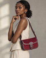 Sac bandoulière portable tendance en cuir PU pour femme, petit format carré, avec couleurs contrastées et design multi-poches, idéal pour l'été