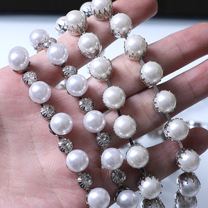 Thời Trang Pha Lê Ưa Thích <span class=keywords><strong>Rhinestone</strong></span> Chuỗi Trims Với Ngọc Trai Pha Lê <span class=keywords><strong>Rhinestone</strong></span> Đá May Trên Chuỗi Cup Cho Túi Xách May Mặc Và Tự Làm Ăn Mặc - Product Image 2