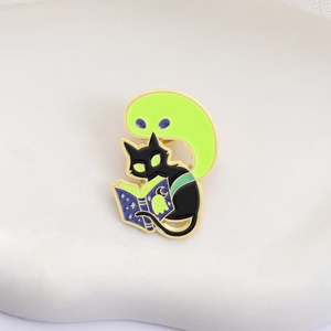 Pin Luminoso de Aleación de Zinc con Acabado en Níquel Negro para Halloween, Diseño de Esqueleto, Regalo Creativo - Product Image 2