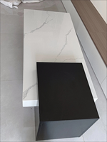 Mesa de Centro Rectangular de Cuarzo, Estilo Italiano Moderno, Minimalista y de Lujo Ligero, con Marco Acrílico, Ultra Simple y de Alta Gama