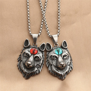 Collier en acier inoxydable avec pendentif tête de loup, bijoux de forme animale rétro punk pour hommes, cadeau 280520 - Product Image 1