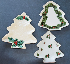 <span class=keywords><strong>Assiette</strong></span> de Noël vintage - <span class=keywords><strong>Lot</strong></span> de 3 - Baies de houx - <span class=keywords><strong>Assiette</strong></span> de Noël en céramique avec motif de houx et de sapin - <span class=keywords><strong>Assiette</strong></span> de dîner - Product Image 1