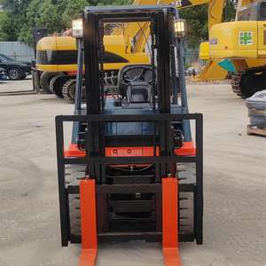 Chariot élévateur diesel d'occasion 7FD30 de 3 tonnes, transmission manuelle, d'origine japonaise, usage industriel, faible consommation, haute performance - Product Image 5