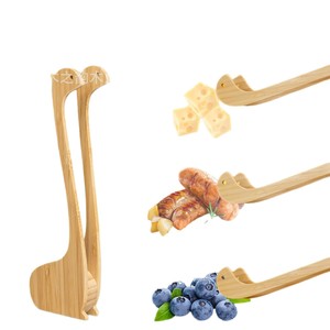 Pinzas de Bambú para Alimentos, 2 Piezas, Aptas para Horno, Utensilios de Cocina para Tostadas, Repostería y Postres, Solo Lavar a Mano - Product Image 2