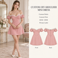 Mini-robe décontractée personnalisée pour femme avec dentelle tissée, nœud appliqué, épaules dénudées, manches bouffantes et coutures style corset, coupe trapèze