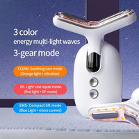 Masseur sans fil pour le visage et le cou 118g 3.7V Orange Mode Nettoyage Doux Lumière Apaisante Chaude Léger Compact Appareil de Soin de Voyage