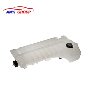 ถังพักน้ำหล่อเย็นสำหรับรถบรรทุกวอลโว่ VHD VNL VHD ปี 2008-2017 21846995 20881601 20881604 20900982 20968795 20968839 21000194 - Product Image 5