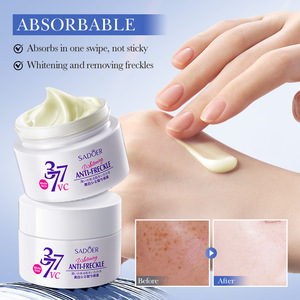 Crema Facial Blanqueadora y Reafirmante Antiarrugas con 377 <span class=keywords><strong>para</strong></span> Eliminar Pecas, Aclarar <span class=keywords><strong>Melasma</strong></span> y Cuidado Facial, Marca Privada al por Mayor - Product Image 2