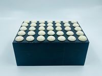 Boîte à bijoux unique en coquillage avec nacre multicolore pour le rangement de bijoux, cosmétiques et colliers, fabriquée en Inde