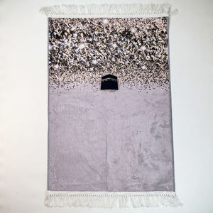 Fourniture d'usine moderne le tapis de prière de mosquée le plus populaire le plus vendu et <span class=keywords><strong>les</strong></span> tapis <span class=keywords><strong>pour</strong></span> la couverture de culte musulman - Product Image 5