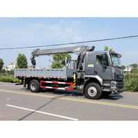 Grue de camion à bras droit Chenglong M3, châssis 8 tonnes, grue hydraulique montée sur camion pour travaux de manutention de marchandises