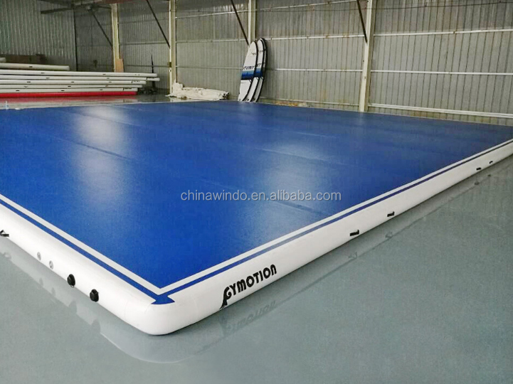 4x4x0.2m エアトリック インフレータブル体操チアリーディングジム