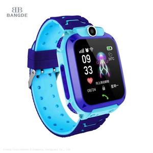 Offre Spéciale nouvelle conception privée <span class=keywords><strong>de</strong></span> l'usine directement vente chaude Q12 2G enfants montre gps montre <span class=keywords><strong>sos</strong></span> montre intelligente confiture imo q12 - Product Image 4
