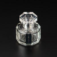 Flacon de parfum rectangulaire en cristal à facettes avec bouchon à vis, autocollant personnalisé, conteneur vide pour parfum