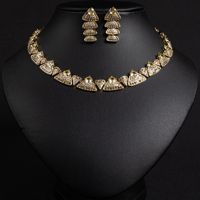 Boucles d'oreilles longues en rubis et pompons, style éventail, de luxe léger haut de gamme, pour banquets, accessoires transfrontaliers Europe-Amérique