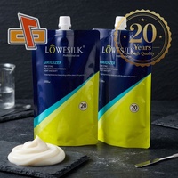 Pochette souple brillante en plastique de 1000 ml grande capacité avec bouchon à vis et bec verseur pour crème capillaire liquide, oxydant et révélateur