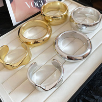 Bracelet jonc ouvert en plastique ABS brillant, design unique, bijoux de mode exagérés pour femmes