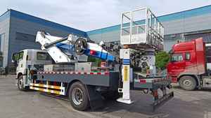 Camion plateforme aérienne Isuzu de 45 mètres, camion plateforme aérienne à bras télescopique - Product Image 5