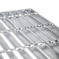 Grille de passerelle circulaire en acier galvanisé dentelé personnalisable pour ponts et plateformes