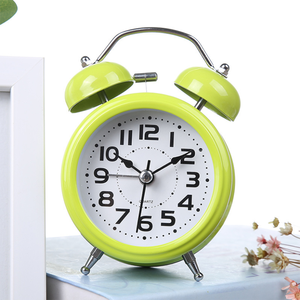 Orologio da Tavolo Solhui con Doppia Campana in Metallo da 3 Pollici, Numeri 3D, Orologio con Suoneria - Product Image 2