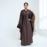 Robe Modeste Tendance 2026 pour Femme Musulmane : Kaftan Abaya de Dubaï en Dentelle et Satin avec Décoration Papillon, Design Classique avec Ceinture Intégrée, Vêtement Islamique