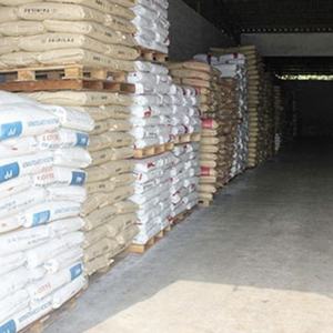 Granuli di Resina Polieterimide (PEI) Rinforzata con Fibra di Carbonio Vergine Ambrata per Dispositivi Medici - Product Image 6