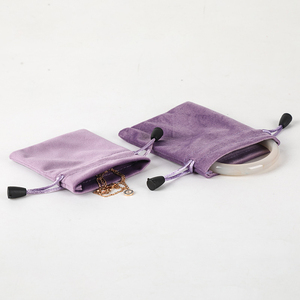 Bolsas de Terciopelo Personalizadas con Logotipo, Coloridas, Suaves, para Regalo, con Cordón, para Joyería - Product Image 5