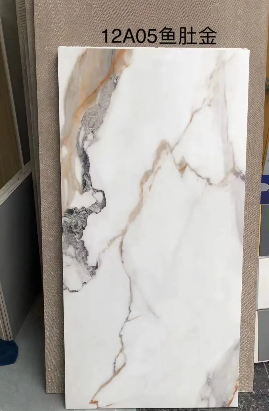 Piastrelle in ceramica velluto cinese UROK 60x120cm in marmo lucido pavimento rettangolare lucido antiscivolo piastrelle di genere piastrelle arcaizzate