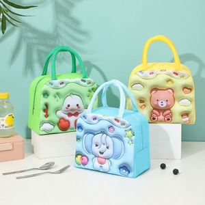 Sac à lunch à main pour enfants de dessin animé 3D sac à bento portable et mignon isolé en feuille d'aluminium épaissie - Product Image 4