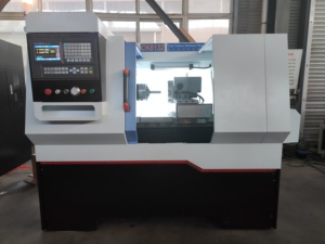 Fabricación Mini <span class=keywords><strong>Torno</strong></span> CNC Precio de la máquina Ck6132 Ck6140 Ck6150 Ck6160 Tipo Centro de torneado <span class=keywords><strong>Torno</strong></span> CNC <span class=keywords><strong>Mach3</strong></span> <span class=keywords><strong>Torno</strong></span> CNC más pequeño - Product Image 2