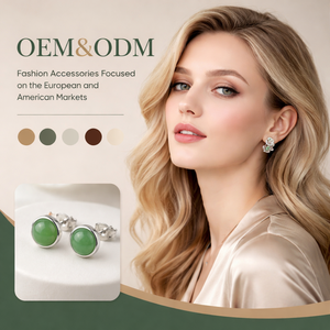 Pendientes de Plata de Ley 925 con Jade Verde Redondo, Diseño Personalizado OEM/ODM, Joyería al por Mayor para Mujer, Uso Diario - Product Image 1
