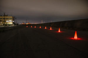 Luces de Advertencia LED Recargables, Paquete de 8, IP67, con 7 Modos, Imán Incorporado, Sincronización Inalámbrica para Seguridad en Carreteras en Emergencias - Product Image 5