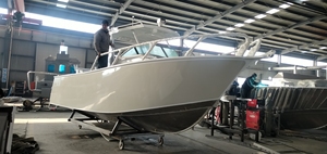 Motoscafo da pesca in alluminio con cabina centrale da 7.5m 24 piedi con passeggiata per la pesca di gioco - Product Image 2