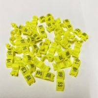 Bagues colorées avec étiquette en plastique à lettres blanches pour pattes de pigeon de course .AA