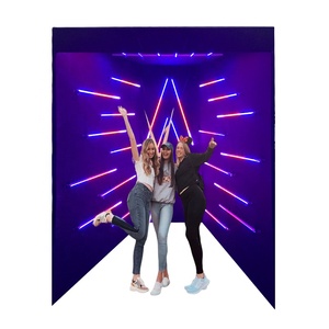 Cabine photo gonflable Funvision avec toile <span class=keywords><strong>de</strong></span> fond et bande LED <span class=keywords><strong>pour</strong></span> mariage, fête, festival et décoration publicitaire - Product Image 1