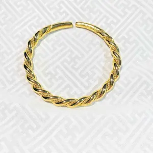 simple design 18k bracelet charms for bracelet making initial bracelet with reply very quickly