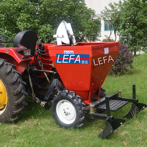 Sembradora de Patatas de 1 Hilera con Enganche de 3 Puntos para Tractor de 20-50 CV con Certificación CE - Product Image 3