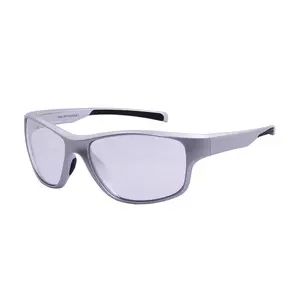 نظارات الشمس بعدسات شفافة مخصصة ضد الضباب من مصنع المعدات الأصلي والتصميم الأصلي نظارات شمسية رياضية بدرجة تركيب ثنائية البؤرة مزودة ببطانة مزودة ببطارية الكمبيوتر ANSI Z87 - Product Image 1