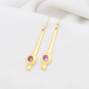 Pendientes étnicos de perlas chapados en oro con diseño moderno para fiestas, precio al por mayor - Product Image 2