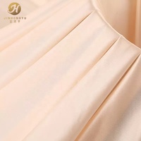 Tissu de maillot de bain brillant extensible en nylon 68% et élasthanne 32% à séchage rapide et respirant pour pyjamas, bikinis et sous-vêtements – Vente en gros