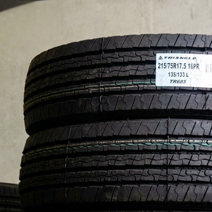 ยางรถบรรทุกใหม่ ตราไทรแองเกิล ดงเฟิง ขนาด 215/75R17.5 - Product Image 1