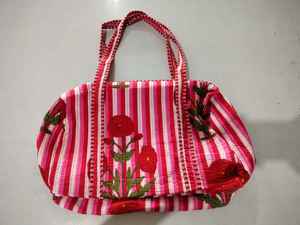 Bolsa de Viaje de Fin de Semana de Lujo Hecha a Mano de Alta Calidad, con Estampado de Bloques de Algodón, Acolchada, de Gran Capacidad, Duradera, para Deportes, Viajes, Gimnasio, Yoga - Product Image 4