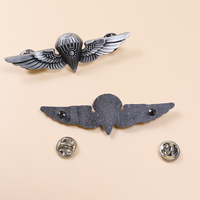 Ailes d'aigle en or brillant 3D personnalisées en fonte pour badge, logo personnalisé, émail doux, impression typographique pour compagnie aérienne