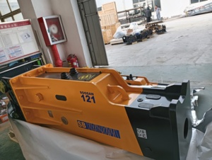 SB121 Hydraulic Breaker New Box Type Main Body Core Components 155mm Chisel Diameter for 28-35 Ton Excavators for Mining - Product Image 2