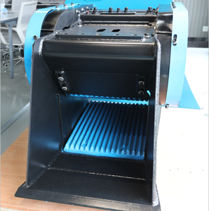 Nuevo Modelo 2026 Cucharón Triturador Multifuncional para Excavadora y Minicargadora YC-30, Cucharón de Trituración para C - Product Image 5